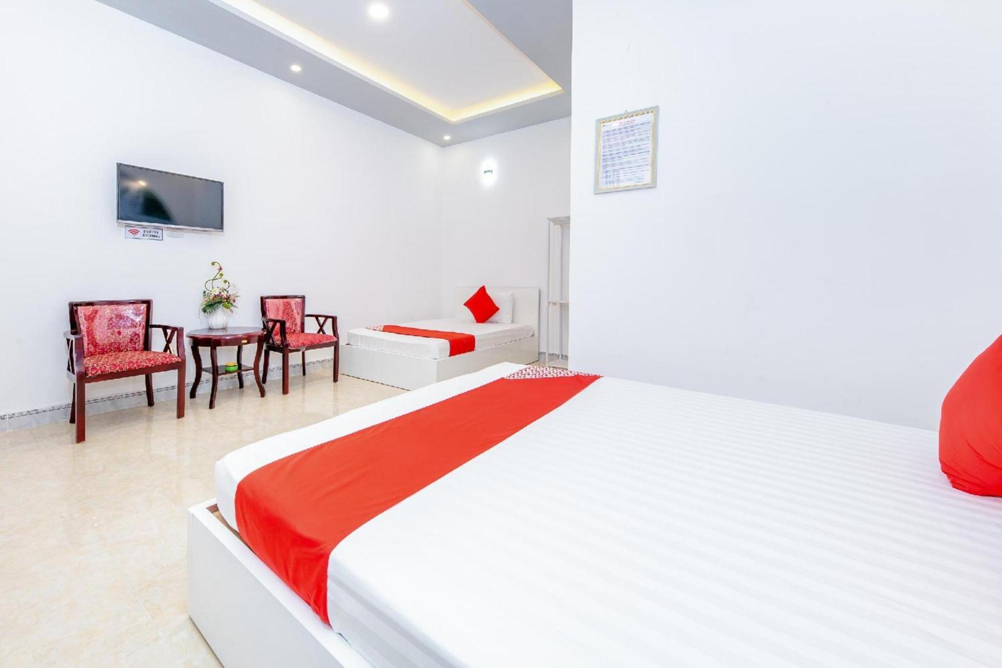 Super Oyo 598 Peony Hotel Камрань Экстерьер фото