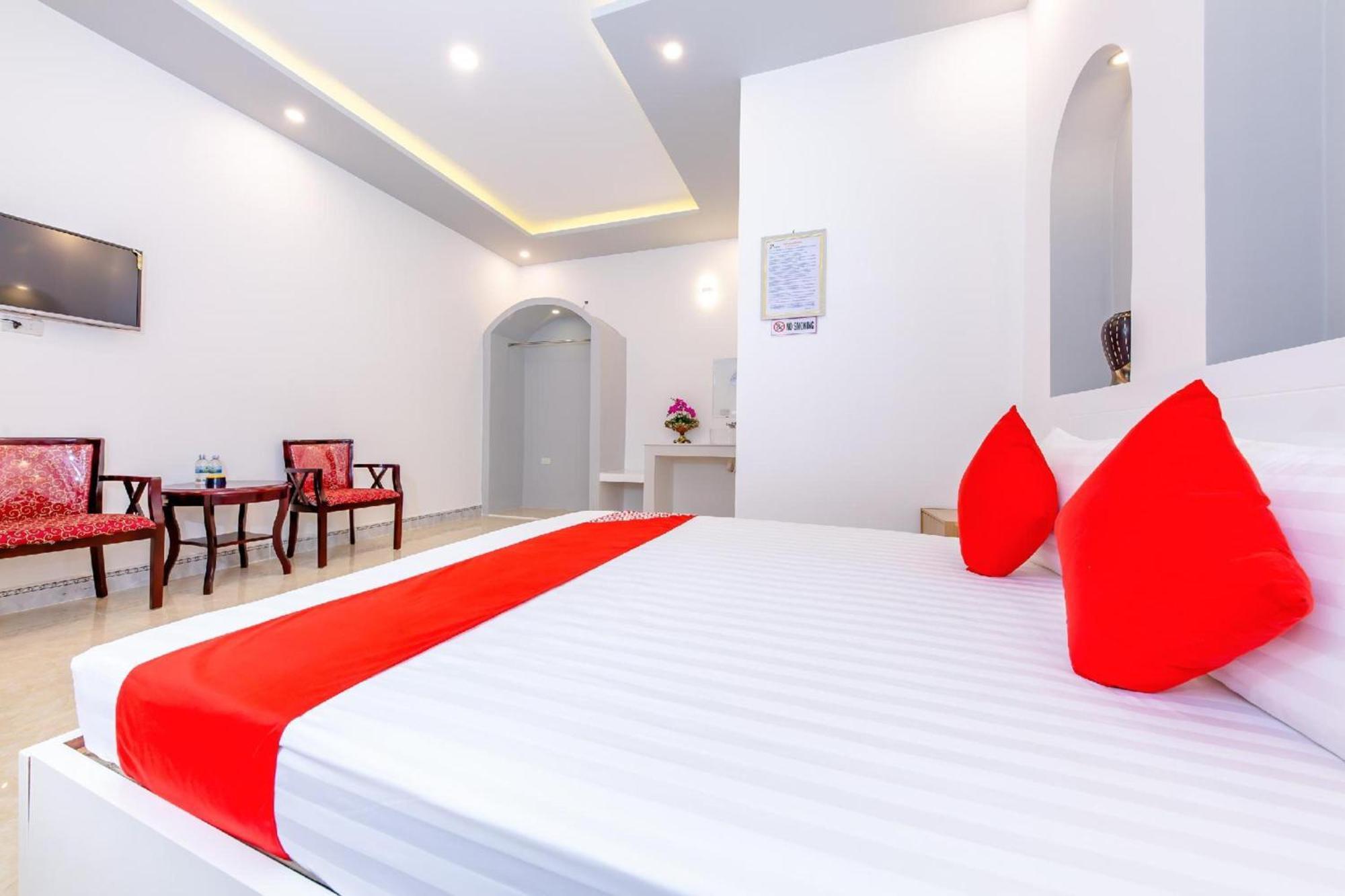 Super Oyo 598 Peony Hotel Камрань Экстерьер фото
